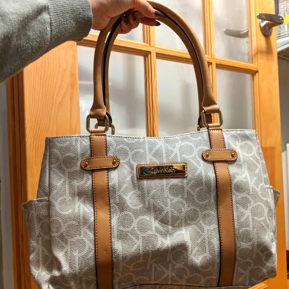 CALVIN KLEIN handbag